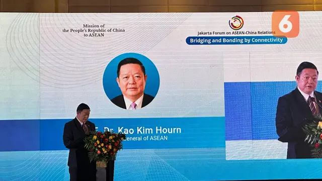 Sekretaris Jenderan Kao Kim Hourn dalam acara Jakarta Forum on ASEAN-China Relations di Jakarta, Jumat (1/11/2024). (Liputan6.com/Benedikta Miranti)