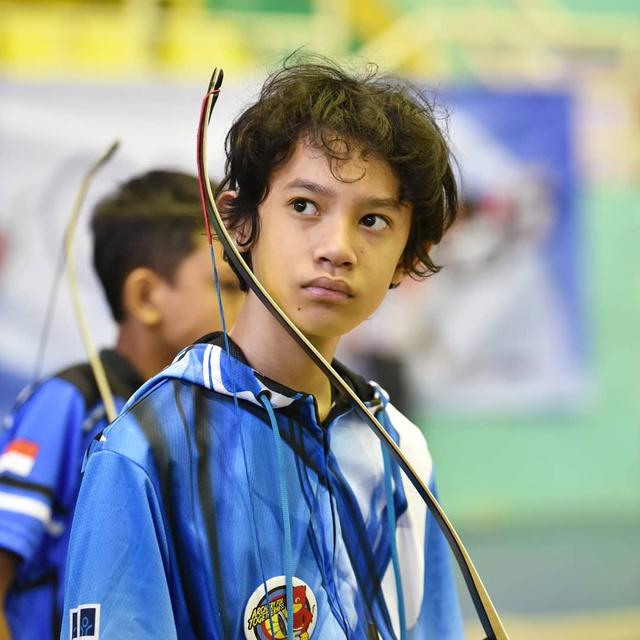 Rossa dan anaknya. (Foto: Dok. Instagram @itsrossa910)