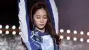 Selain mempunyai wajah cantik dan senyum yang manis, Krystal juga punya perut rata yang seksi. (Foto: koreaboo.com)