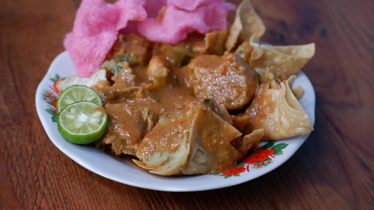 7 Rekomendasi Tempat Makan Batagor Enak di Jogja 2026, Harga Ramah di Kantong