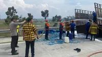 Kecelakaan di tol Pemalang, Jawa Tengah menyebabkan tiga orang meninggal dunia. (Foto: Liputan6.com/Humas Polres Pemalang)