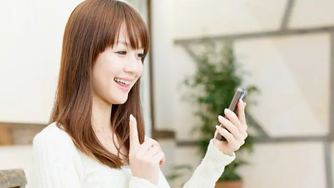 Memesan makanan/Copyright Shutterstock