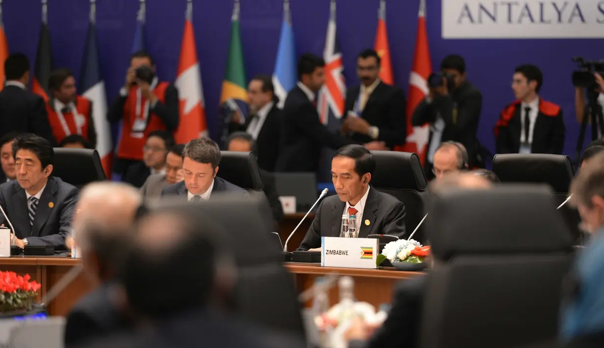 Presiden Joko Widodo saat mengikuti pembukaan G20 Antalya Summit di Antalya Turki, Minggu,(15/11). Indonesia merupakan satu-satunya negara ASEAN yang menjadi anggota G20.(Setpres)