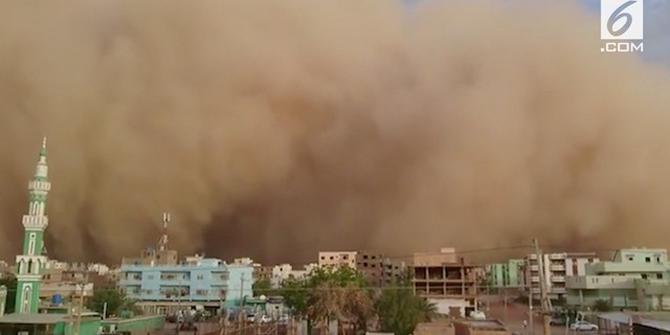 Sudan Disapu Badai Pasir