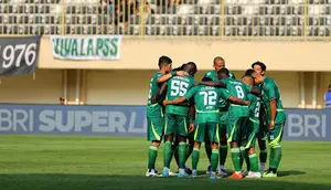 Persik vs PSS: Perebutan Poin di Tengah Duka