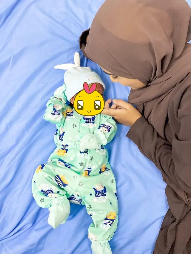 Sudah Bisa Bertemu Sang Anak, Ini 6 Potret Nadya Mustika Momong Buah Hati