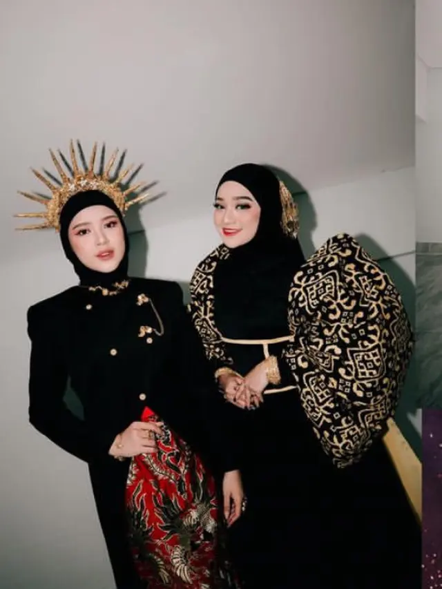 Tiara Andini Kenakan Hijab saat Pembukaan PON di Aceh. [@tiaraandini]