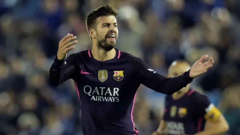 Gerard Pique merupakan salah satu pemain yang dilepas Manchester United terlalu cepat. 