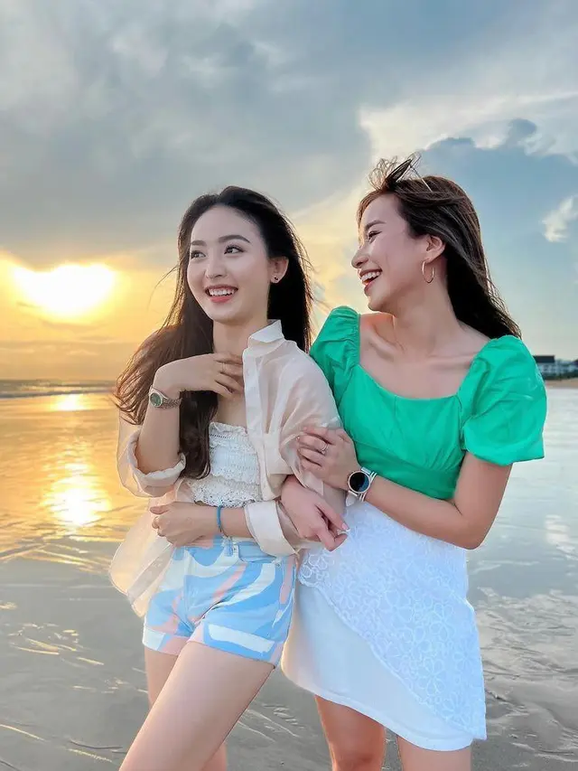 10 Gaya Kasual Natasha Wilona saat Liburan di Bali hingga Dubai, Selalu Stylish