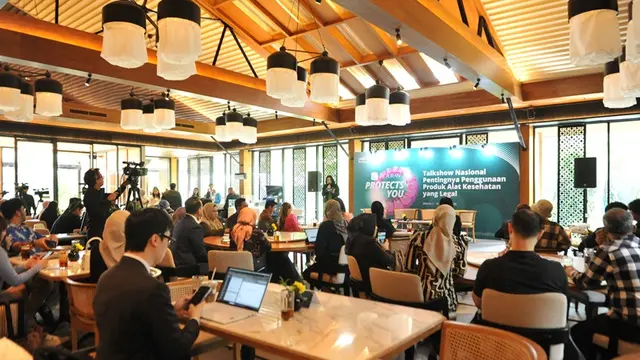 Talkshow Nasional Pentingnya Penggunaan Produk Alat Kesehatan yang Legal bersama idsMED