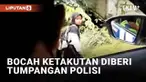 Viral video anggota polisi berniat beri tumpangan pada bocah yang pulang sekolah. Namun niat baik tak berujung seperti yang diharapkan. Bocah tersebut malah menggelengkan kepala dan terus berjalan.