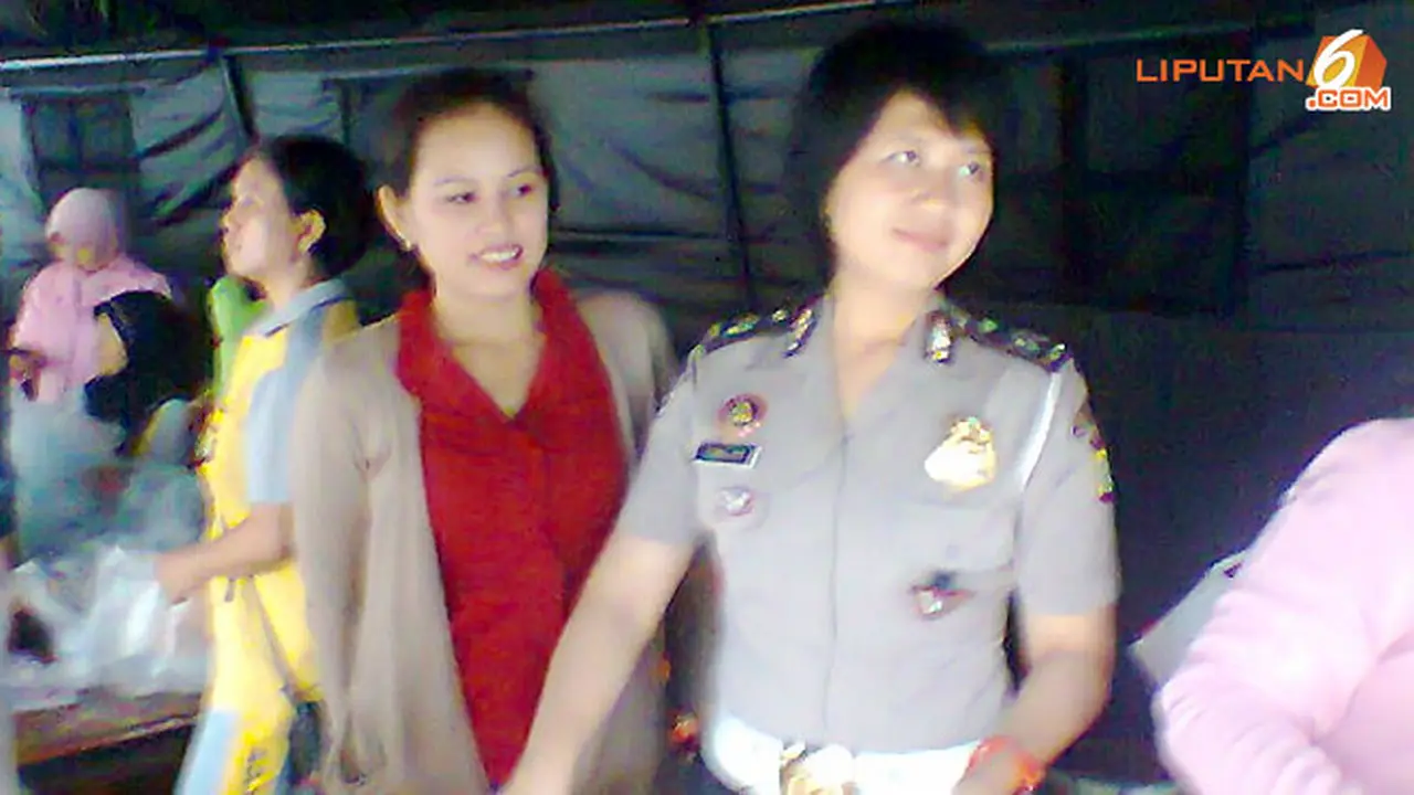 polwan-cantik-140121c.jpg