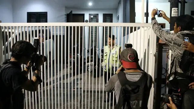 News Flash: Rumah Saipul Jamil Digeledah, Polisi Sita Minyak Pijat