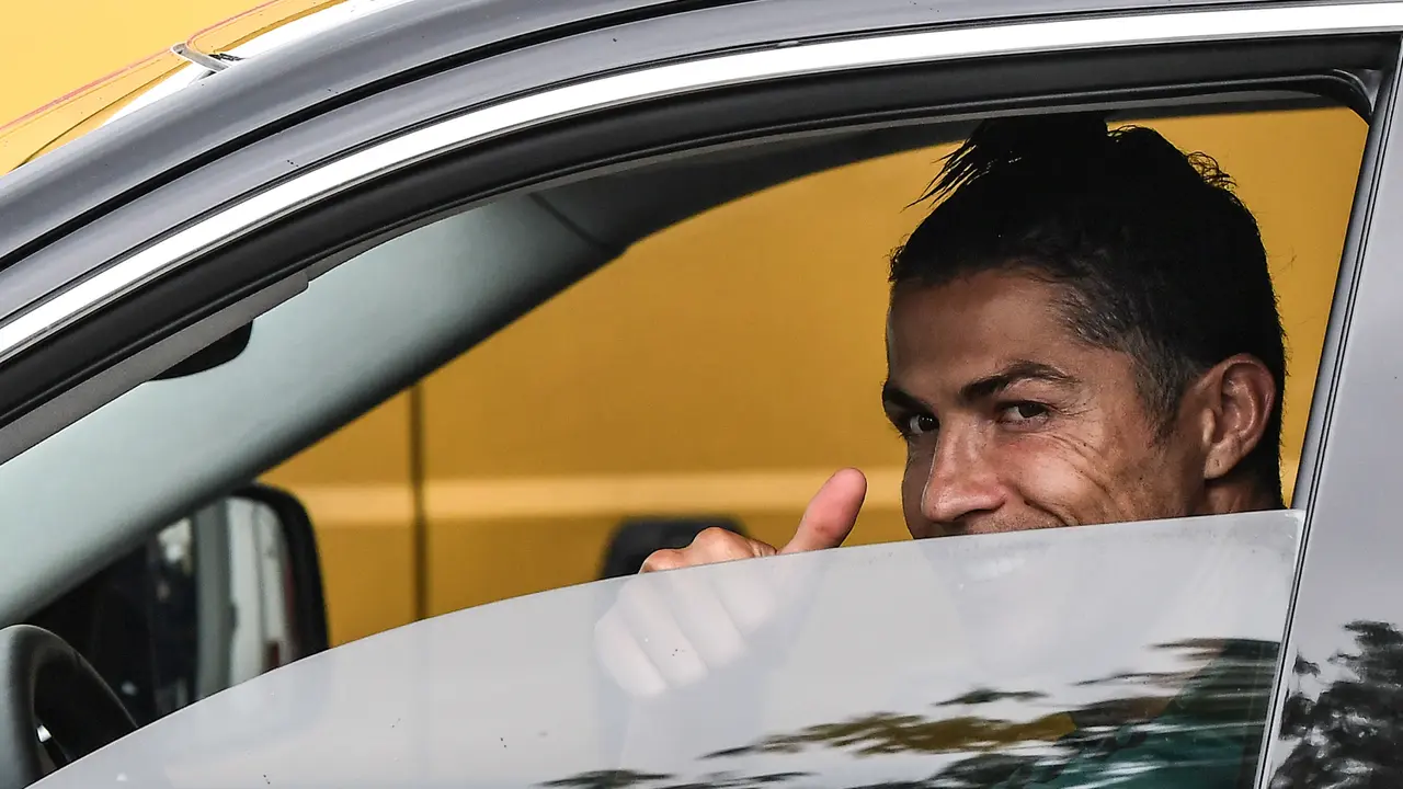 FOTO: Pemain Juventus Kembali Berlatih di Tengah Pandemi COVID-19