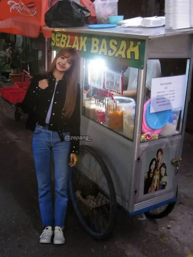 6 Editan Foto Seleb Dunia Jajan Makanan Pinggir Jalan Ini Kocak