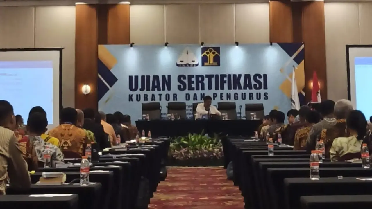 Ujian kurator dan pengurus IKAPI