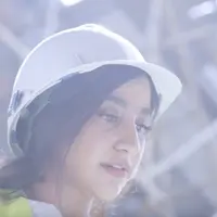 @fannia, seorang arsitek perempuan yang membuktikan jika cewek juga bisa kerja lapangan.