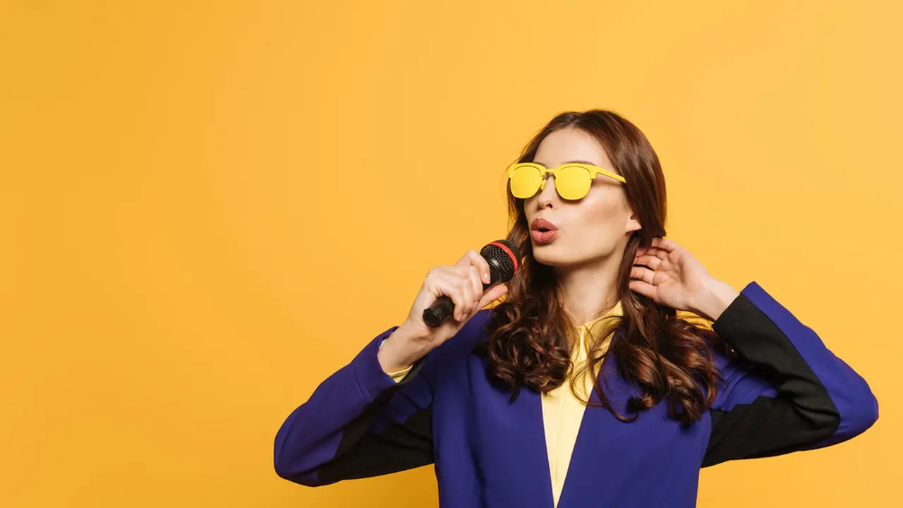 Mikrofon Wireless Terbaik dengan Kualitas Suara Jernih untuk Karaoke di Rumah