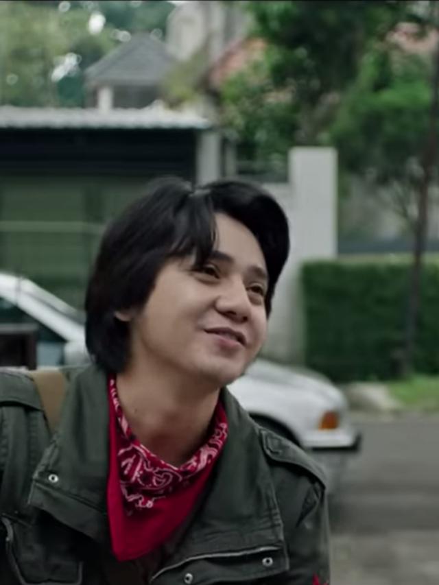 Arbani Yasiz sebagai Dilan dalam film Ancika: Dia Yang Bersamaku 1995. (Foto: Dok. MD Pictures)