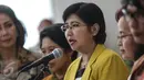 Panitia Seleksi (Pansel) calon pimpinan KPK memberi keterangan pers di Gedung Sekretariat Negara, Jakarta, Selasa (23/6/2015). Pansel mengumumkan bahwa masa pendaftaran calon Pimpinan KPK diperpanjang hingga awal Juli. (Liputan6.com/Faizal Fanani)