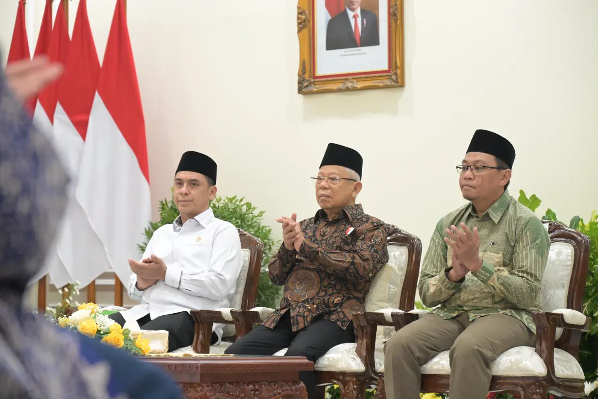 Wakil Presiden Ma’ruf Amin saat membuka Musyawarah Nasional (Munas) Ke-10 Forum Zakat bertema “Gerakan Zakat Menyongsong Indonesia Emas 2045” di Istana Wapres, Jakarta Pusat, Selasa (16/07/2024).