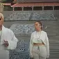 Tangkapan layar video musik Raja Terakhir milik Young Lex. Dok: YouTube