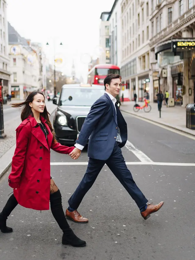 Jalan-Jalan ke London, Ini 6 Pemotretan Mike Lewis dan Janisaa Pradja