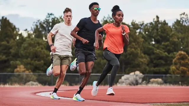 Nggak Hanya Tampil Stylish, OOTD yang Tepat Juga Maksimalkan Performa Saat Lari Lho!