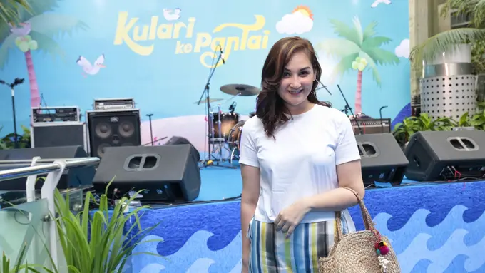 [Bintang] Mona Ratuliu