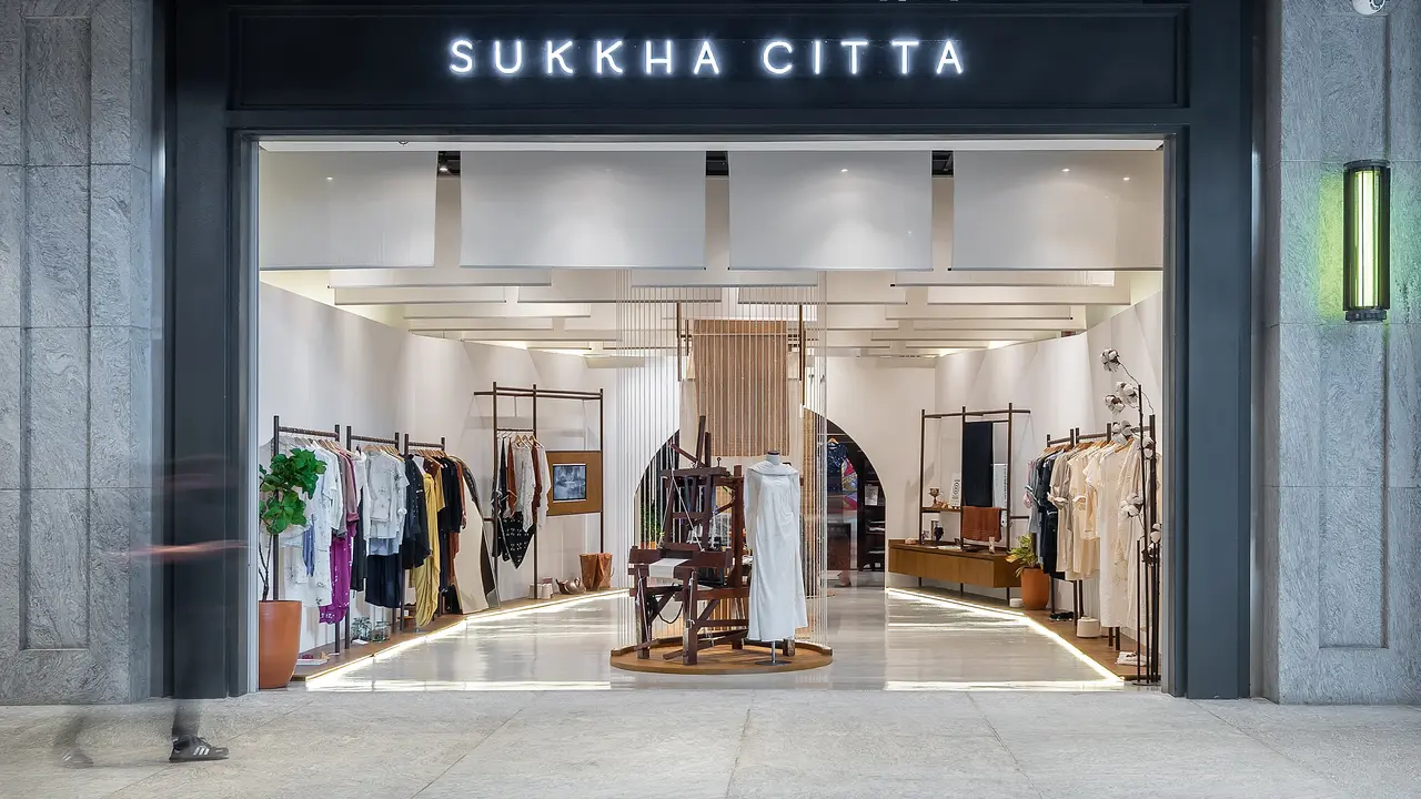 Butik pertama SukkhaCitta
