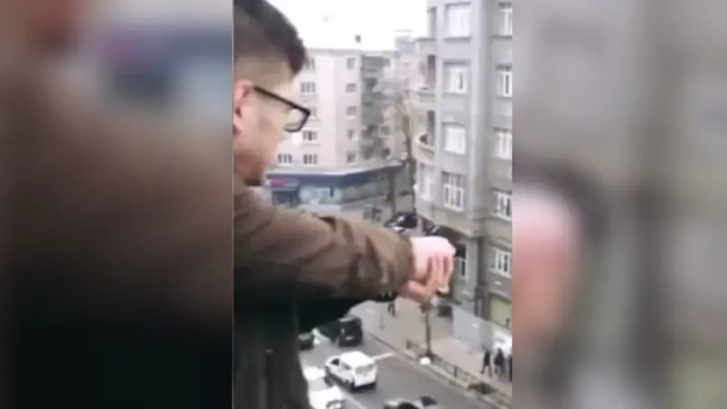 Pelaku penembakan di Ukraina ditahan oleh polisi usai video yang diunggah meresahkan banyak orang (Instagram/@damn.sultan)