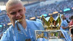 Erling Haaland belum lama ini memperpanjang kontraknya bersama Manchester City. Haaland sepakat untuk berseragam biru muda hingga 9,5 tahun ke depan. (AFP/Oli Scarff)