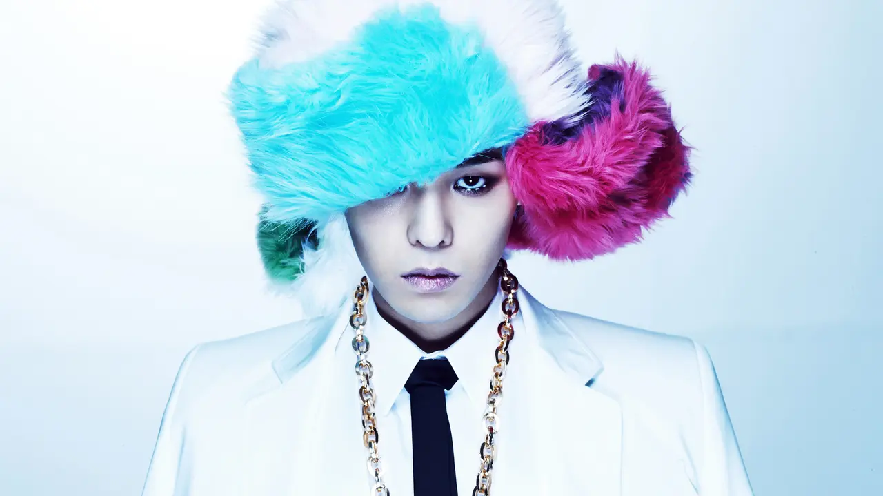 G-Dragon Pamer Tato Baru di Lengan