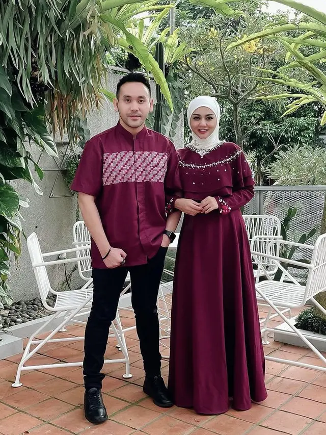 Penampilan Terbaru Jenita Janet Berhijab