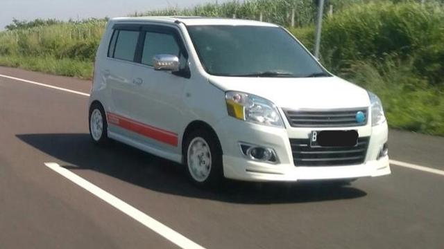 10 Potret Modifikasi Suzuki Karimun Wagon R, LCGC Kotak dengan Kelegaan Maksimal