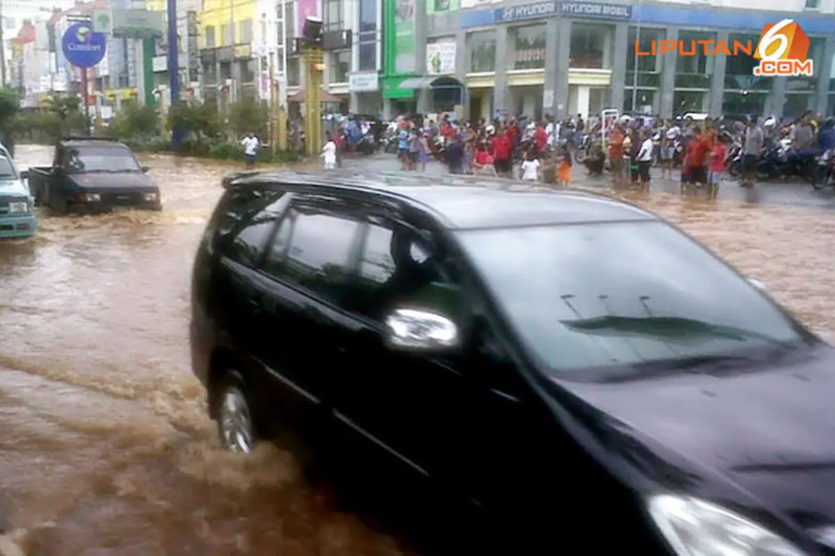 banjir-gading-140117b.jpg