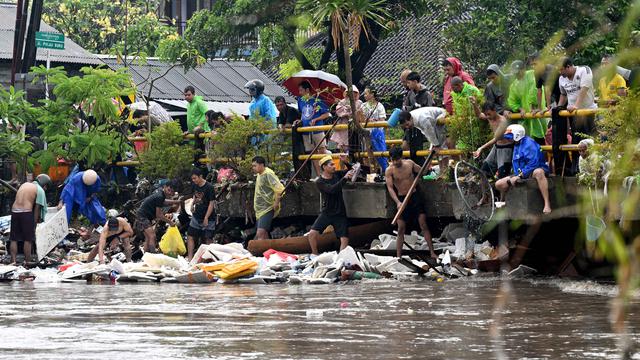 Banjir Rendam Sejumlah Wilayah di Bali, Denpasar Lumpuh
