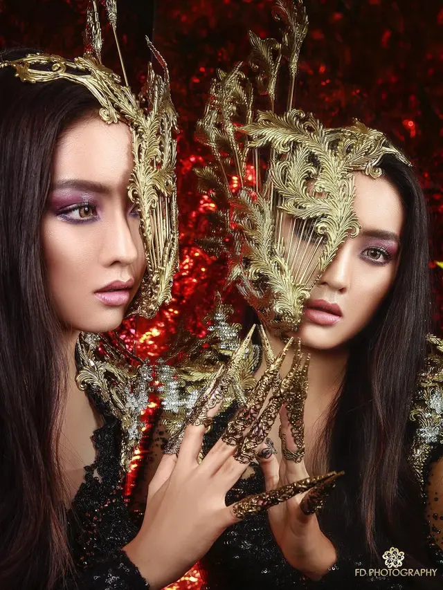 Dikaitkan Artis N yang Positif COVID-19, Ini 7 Gaya Pemotretan Natasha Wilona yang Unik