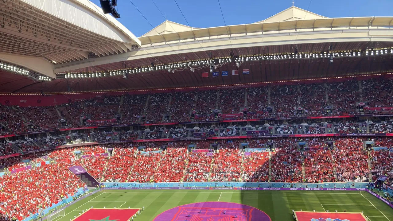 Kondisi Stadion di Qatar yang Tidak Terisi Penuh.