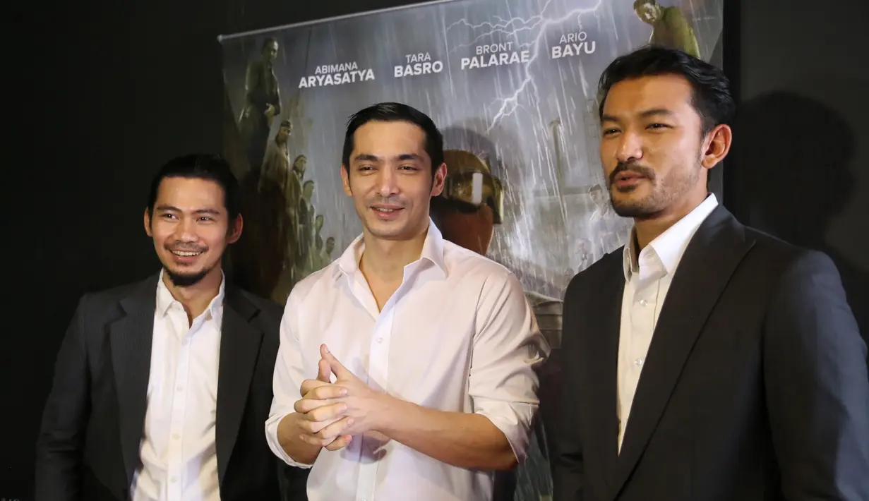 Abimana Aryasatya (Adrian Putra/Fimela.com)