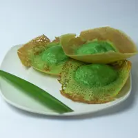 Kue ape pandan./Copyright&nbsp;shutterstock.com/g/syariframdani32