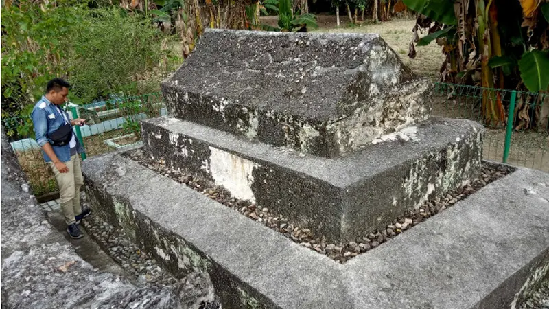 Makam Keramat Raja Buloggodu Gorontalo Sarat Misteri