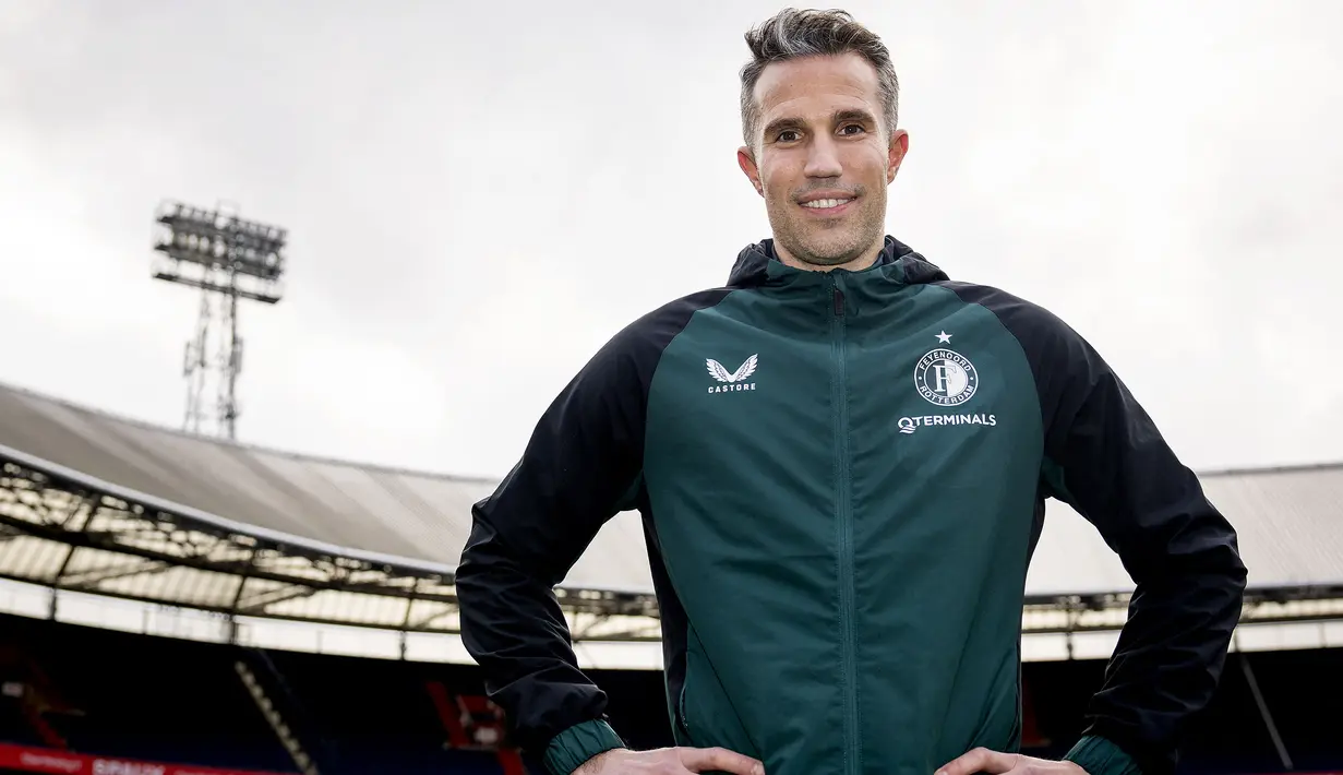 Robin van Persie resmi ditunjuk sebagai pelatih kepala baru Feyenoord. Klub yang pernah membesarkan namanya sebelum diboyong ke Arsenal. (AFP/ANP/Koen van Weel)
