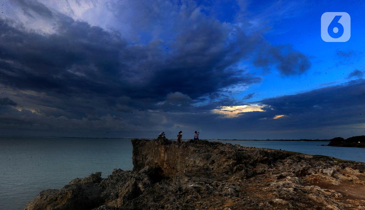 Sejak lima tahun terakhir pantai ini mulai dikunjungi wisatawan.  (merdeka.com/Arie Basuki)