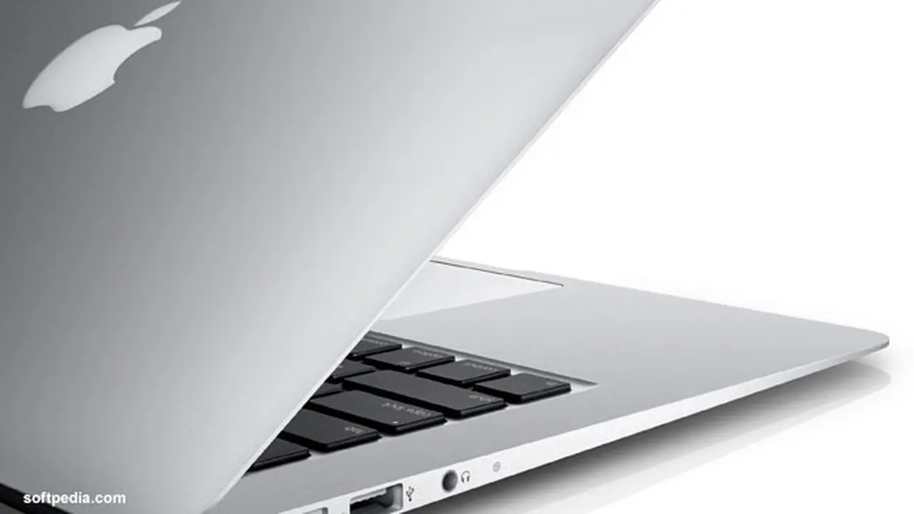 mac-book-130607b.jpg
