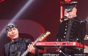 Dewa19 Buka Grand Final Result The Icon Indonesia dengan Lagu Separuh Nafas
