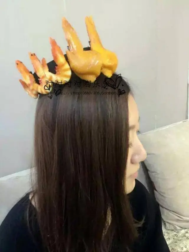 6 Jepitan Rambut Cewek Paling Absurd, Enggak Habis Pikir
