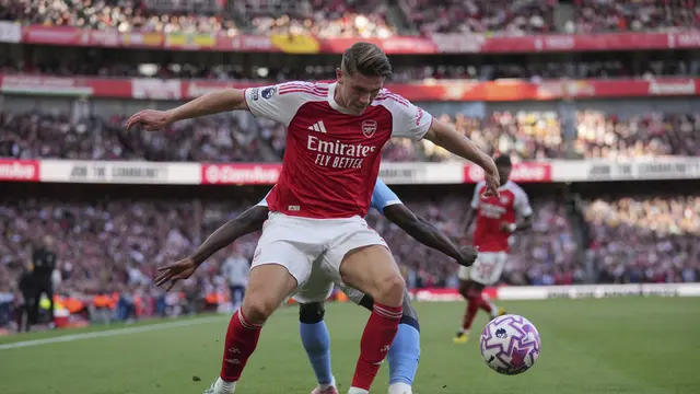Aksi penyerang Arsenal Viktor Gyokeres di laga lawan Manchester City di pekan kelima Liga Inggris 2025/2026 di Emirates Stadium, Minggu (21/09/2025) malam WIB.