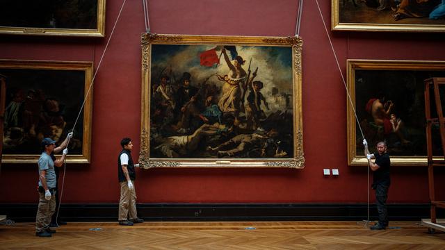 Lukisan ikonik Prancis Liberty akan diremajakan di Louvre