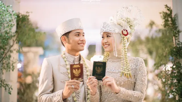 Potret pernikahan Bintang Emon dan Alca. (Foto: Imagenic)